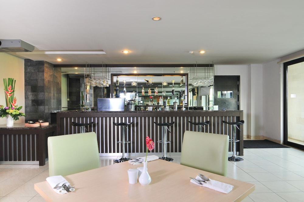 Grand Kuta Hotel And Residence Legian Eksteriør billede