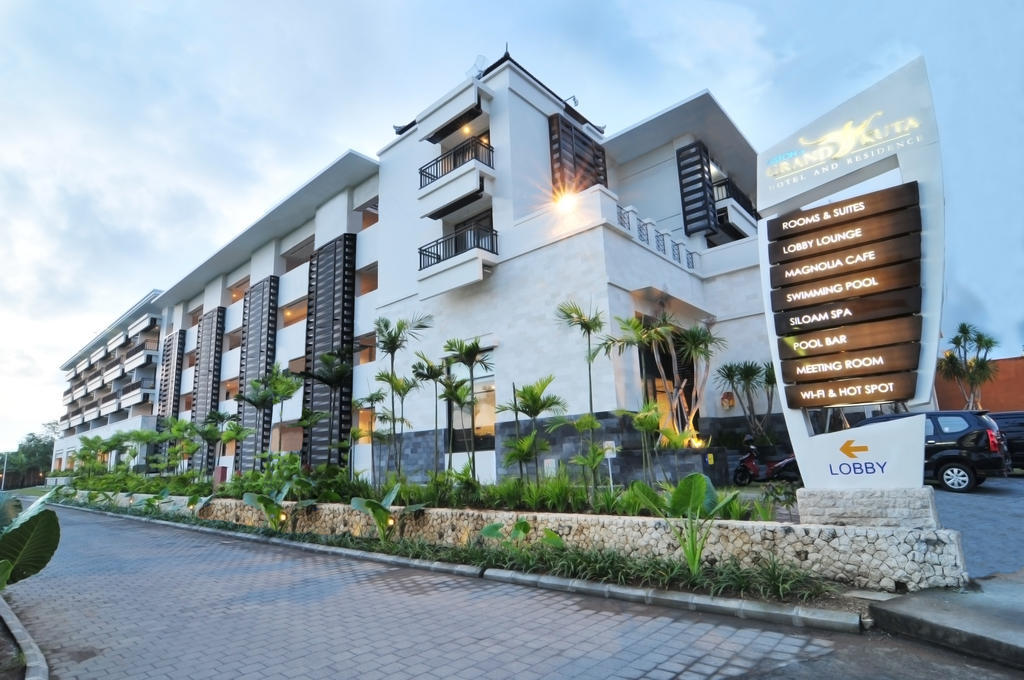 Grand Kuta Hotel And Residence Legian Eksteriør billede
